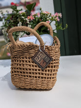 Load image into Gallery viewer, NATURAL WOVEN HANDBAG