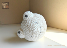 Load image into Gallery viewer, COCONUT CATERPILLAR CROUCHET