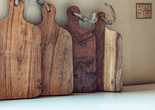 Load image into Gallery viewer, NATURAL WOOD CUTTING BOARD - RECTANGLE SHAPE