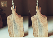 Load image into Gallery viewer, NATURAL WOOD CUTTING BOARD - RECTANGLE SHAPE
