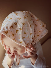 Load image into Gallery viewer, SUMMER FLORAL BANDANA
