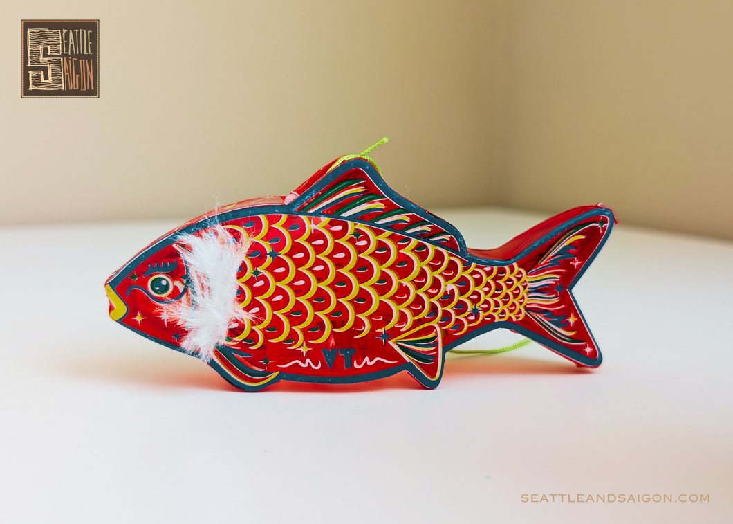 TINY CARP FISH CELLOPHANE LANTERN
