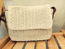 Load image into Gallery viewer, NATURAL WOVEN HANDBAG

