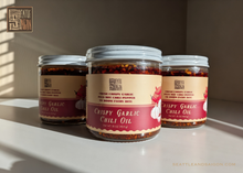 Load image into Gallery viewer, BIG JAR OF CRISPY GARLIC CHILI OIL - 16 OZ
