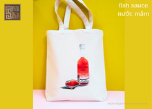 Load image into Gallery viewer, TOTE BAG COLLECTION OF FRUITS, VEGETABLES AND DISHES FOUND IN VIETNAM
